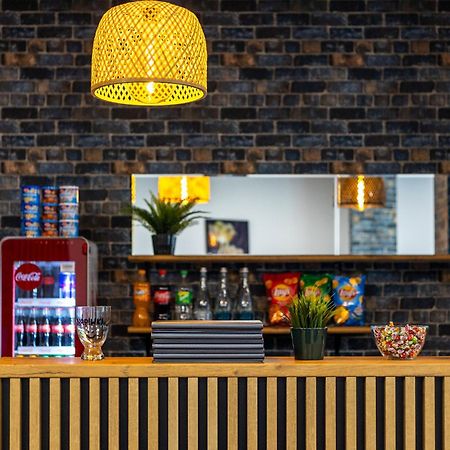 Hotel A4 Wroclaw - Bielany بييلاني فروتسوافسكي المظهر الخارجي الصورة